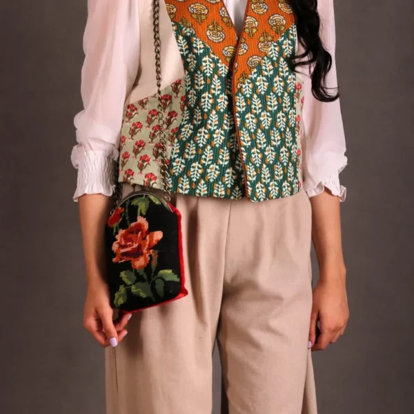 وست زنانه