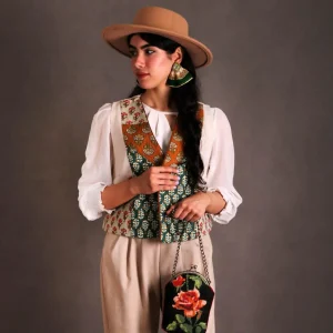 وست زنانه