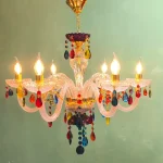 لوستر ۶ شاخه کریستال شفاف با آویز رنگی