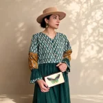 پیراهن بلند باتیک رنگ سبز |مزون‌دوز | تک‌نسخه - تصویر 3